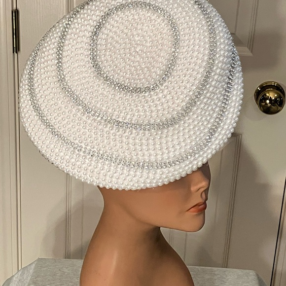 NEW CHARM NY White Pearl PILLBOX HAT CHURCH DERBY FORMAL RHINESTONES main image 4